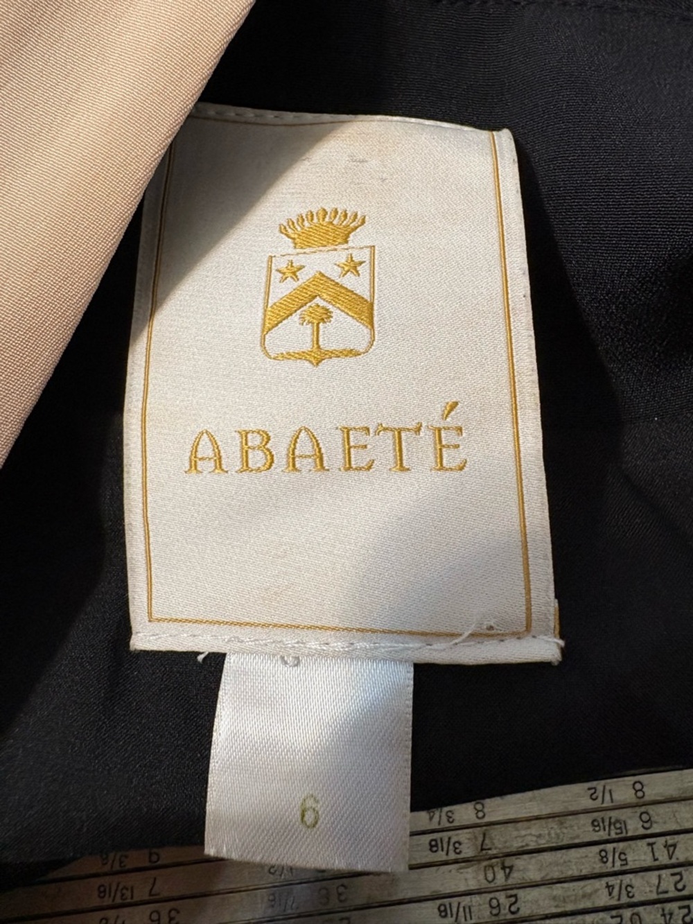 Abaete’ dress Black V-Neck Nude Trim sleeveless women’s SZ 6 side zip mini - Picture 8 of 9